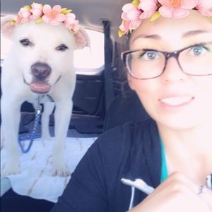 Meet your Posher, Cynthia